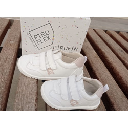 Deportivo Piruflex respetuoso blanco detalle rosa