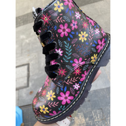 Botines flores de Garvalin